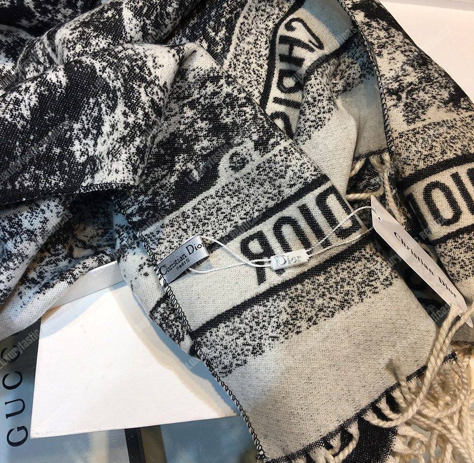 CD Toile de Jouy Stole Black Cashmere & Wool