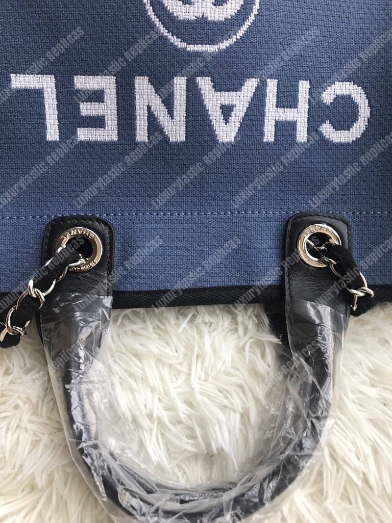 Ch*el deauville fabric tote navy blue/black