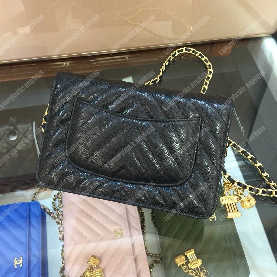 Ch*el wallet on chain – woc classic caviar gold-toned metal black