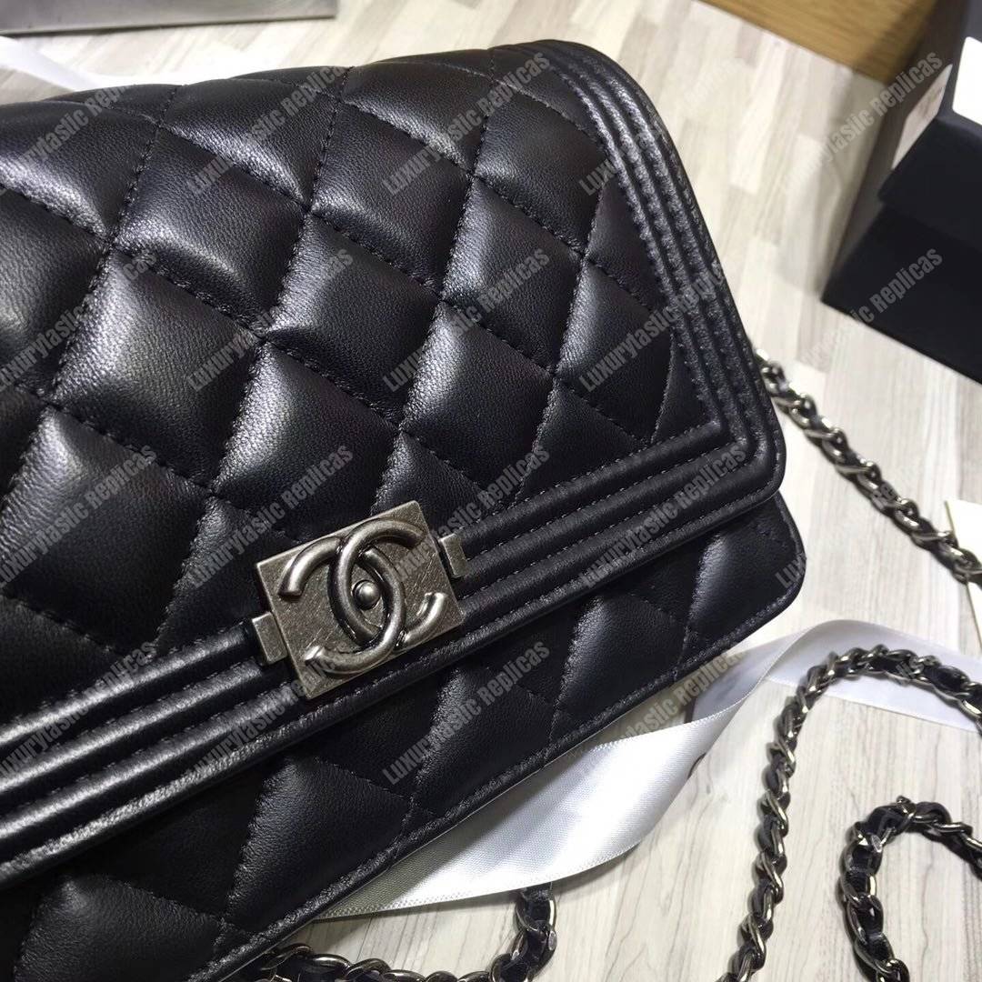 Ch*el le boy wallet on chain – woc black quilted lambskin silver-toned