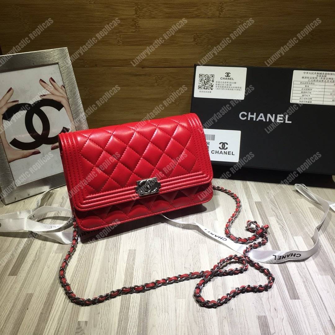 Ch*el le boy wallet on chain – woc red quilted lambskin silver-toned