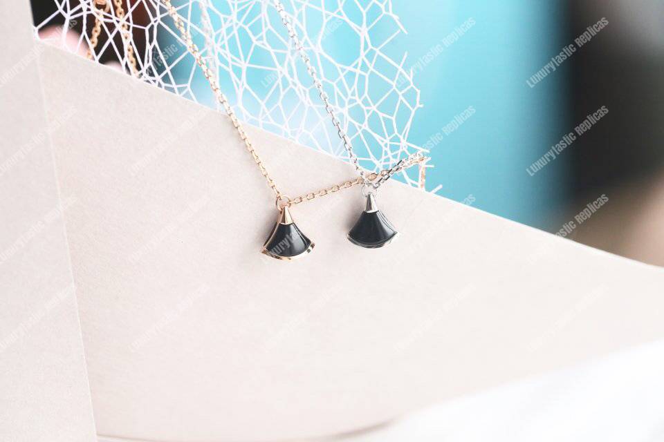 B*l*ai divina diva’s dream necklace black