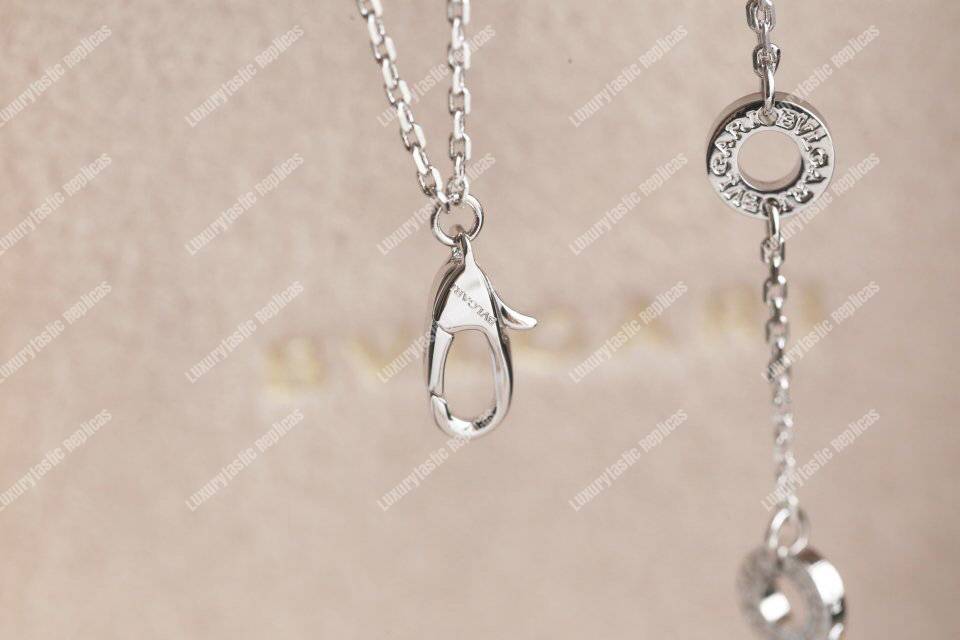B*l*ai divina diva’s dream necklace blue