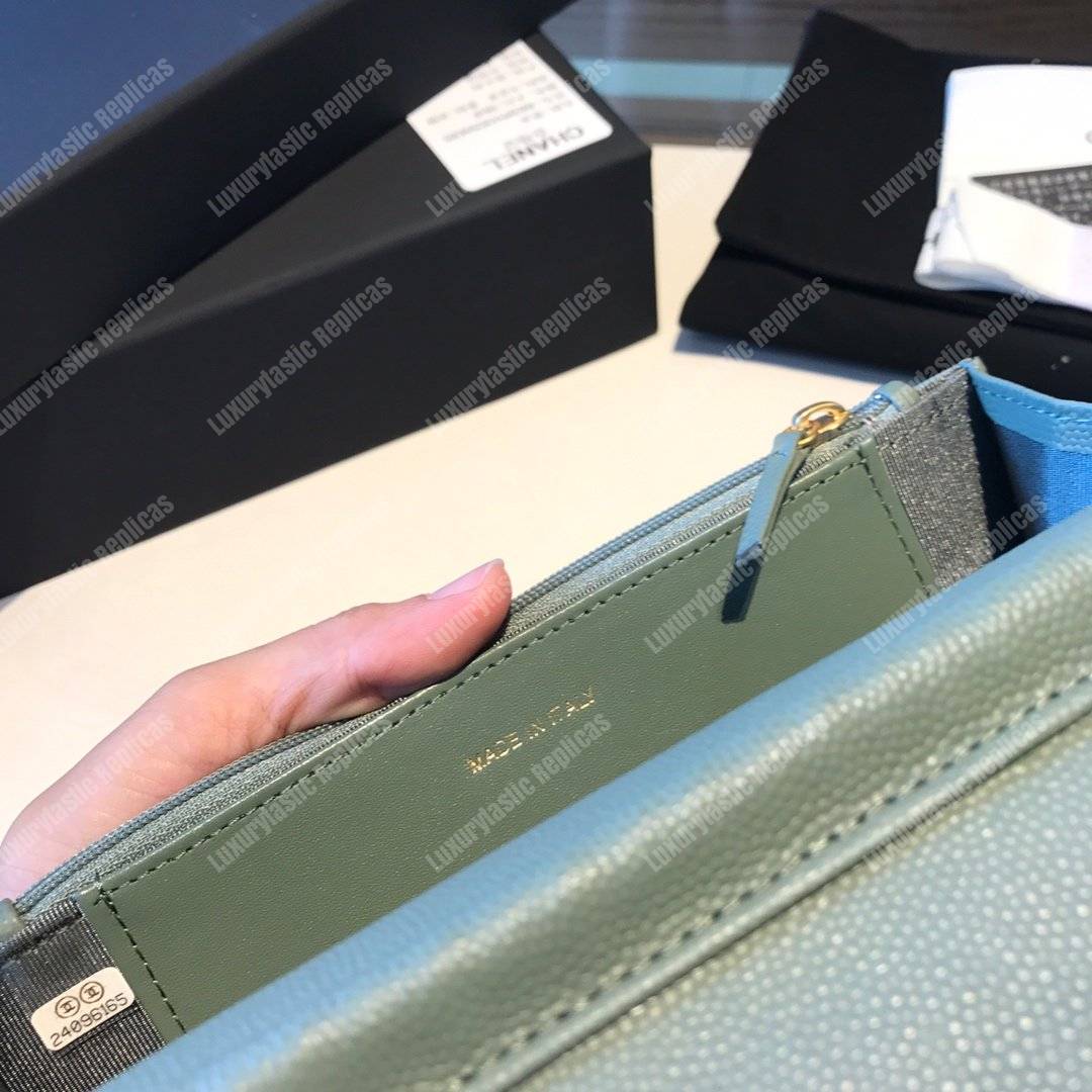 Ch*el le boy wallet on chain – woc pistachio caviar gold-toned