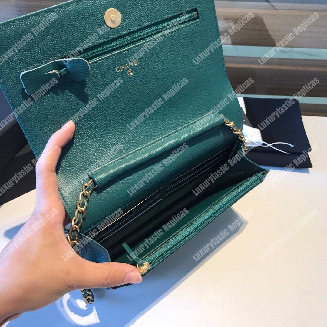 Ch*el le boy wallet on chain – woc teal caviar gold-toned