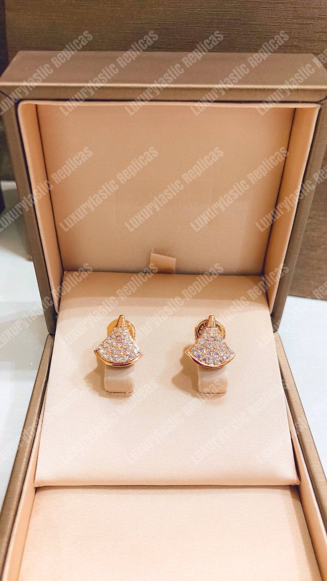 B*l*ai divas’ dream full diamond earrings