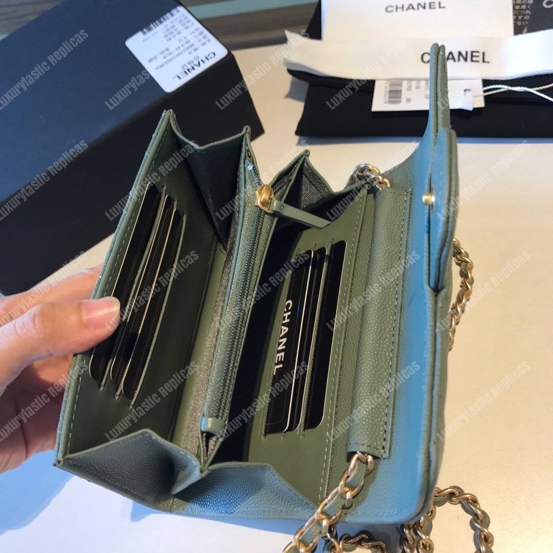 Ch*el classic clutch with chain – cwc caviar pistachio gold-toned