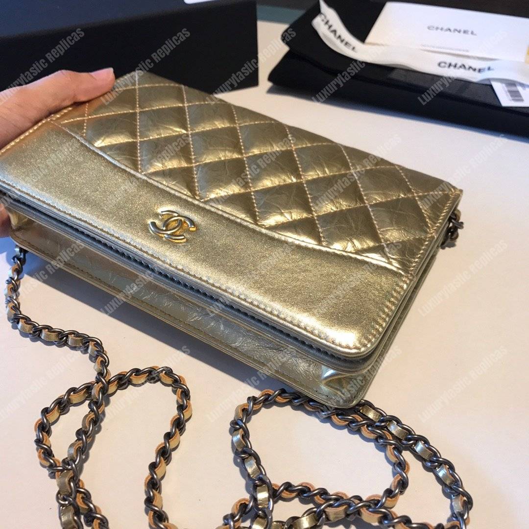 Ch*el wallet on chain – woc aged & smooth calfskin metallic gold