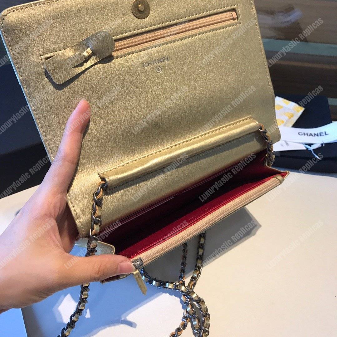 Ch*el wallet on chain – woc aged & smooth calfskin metallic gold