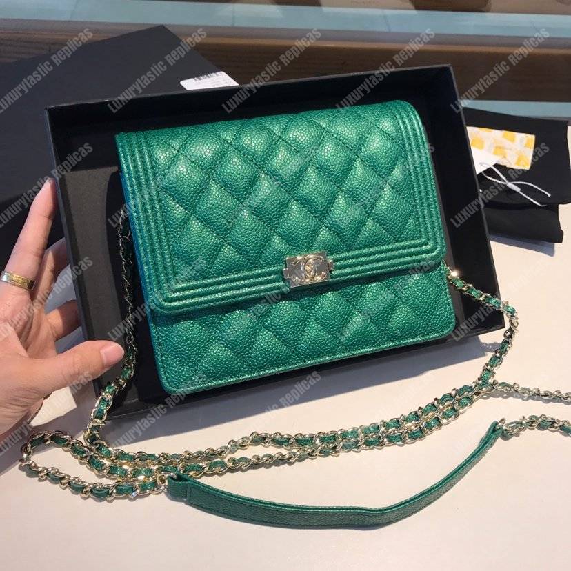 Ch*el boy square clutch with chain – cwc grained calfskin green