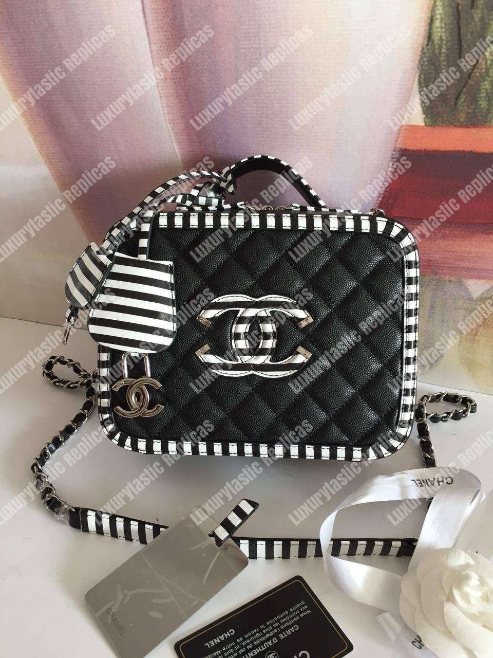Ch*el medium vanity case black