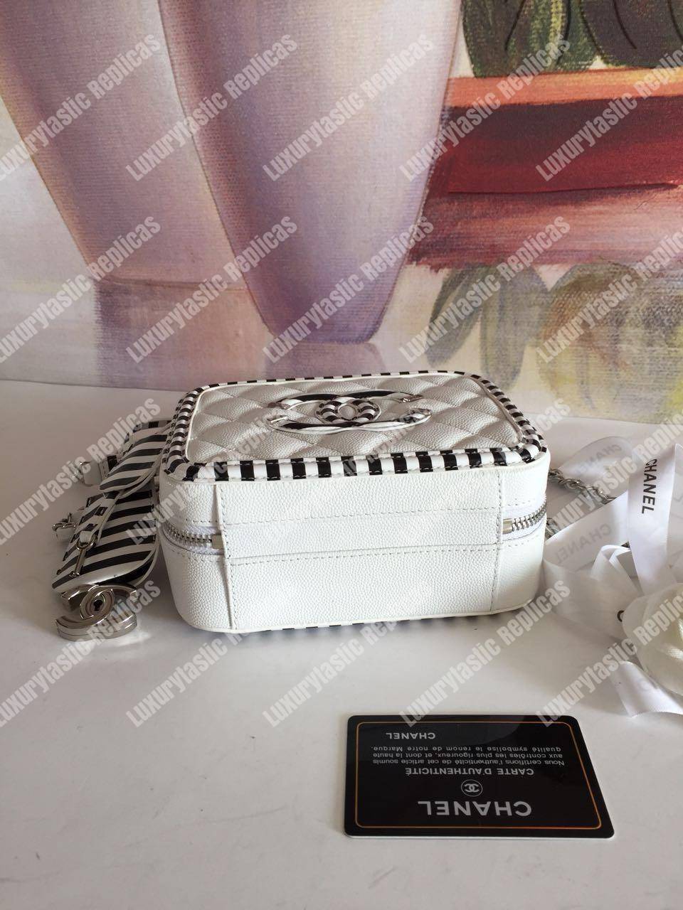 Ch*el small vanity case white