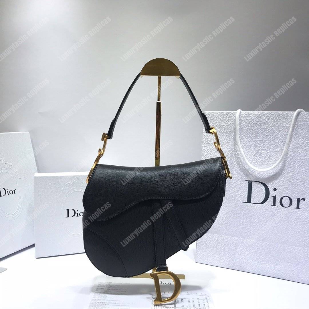 D*or saddle bag in black embossed grained calfskin
