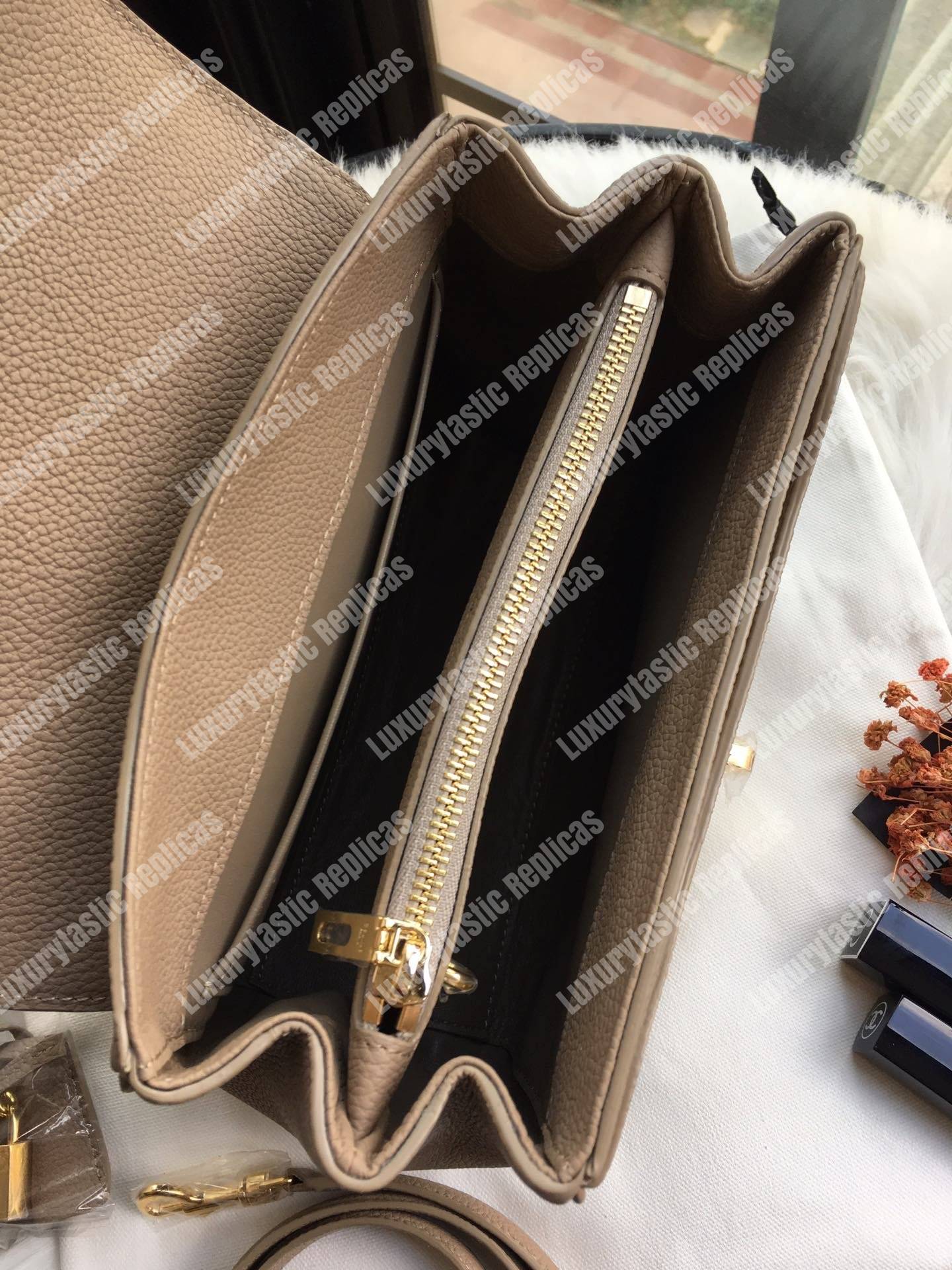 Ce**e small 16 bag in grained calfskin pebble