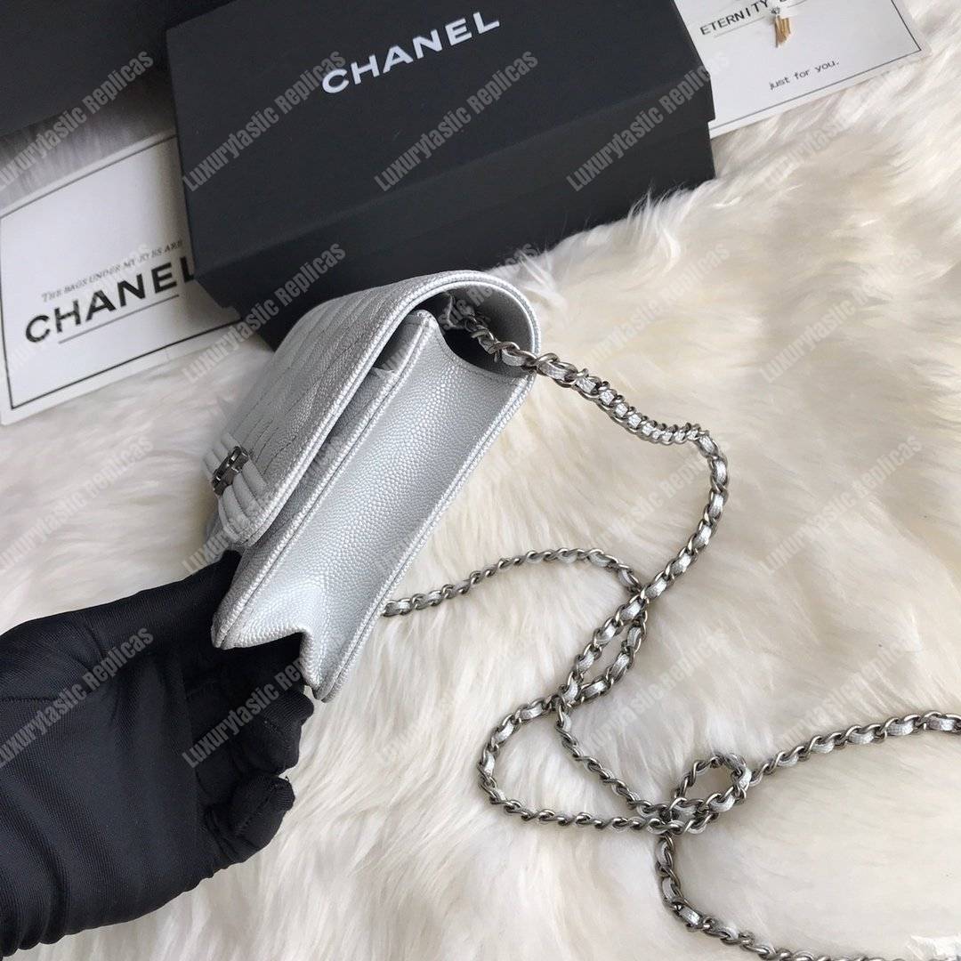 Ch*el le boy wallet on chain – woc white caviar silver-toned