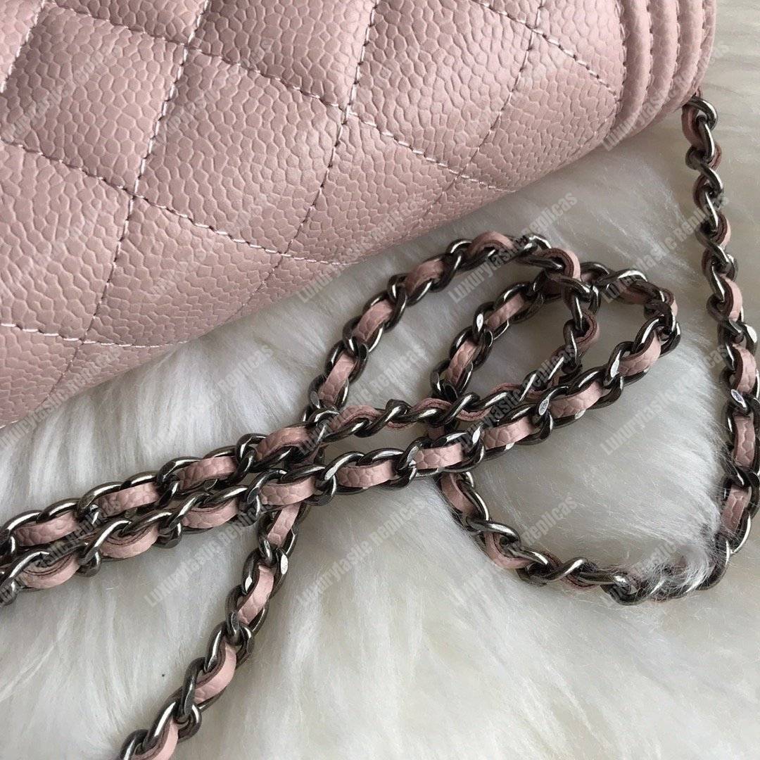 Ch*el le boy wallet on chain – woc light pink caviar silver-toned
