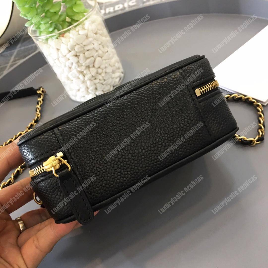 Ch*el small vanity case black