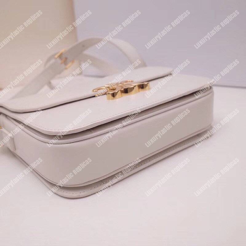 Ce**e medium triomphe bag in shiny calfskin white
