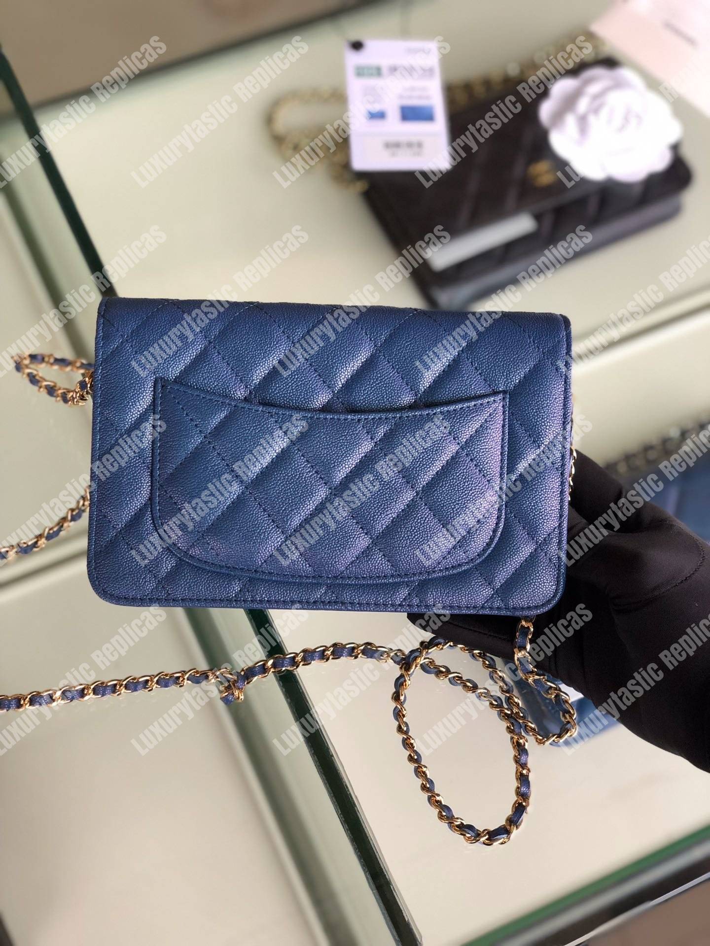 Ch*el wallet on chain – woc classic caviar gold-toned metal blue