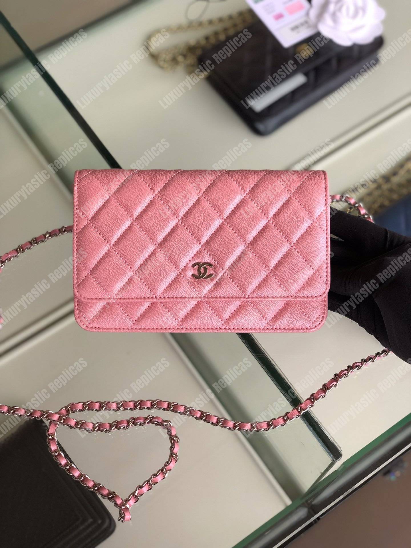 Ch*el wallet on chain – woc classic caviar silver-toned metal pink