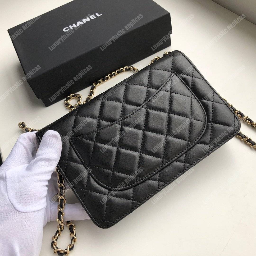 Ch*el wallet on chain – woc quilted lambskin black gold-toned