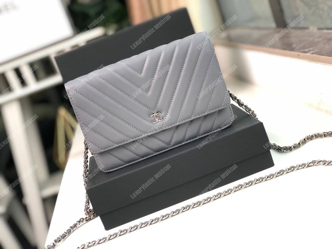 Ch*el wallet on chain – woc chevron lambskin grey silver-toned