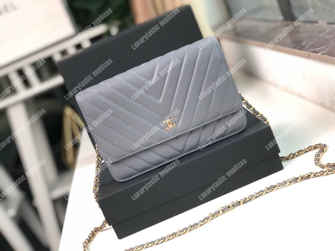 Ch*el wallet on chain – woc chevron lambskin grey gold-toned