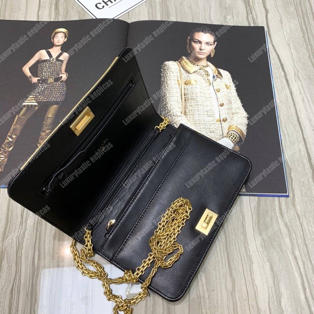 Ch*el wallet on chain – woc lambskin & crocodile-embossed leather egyptian