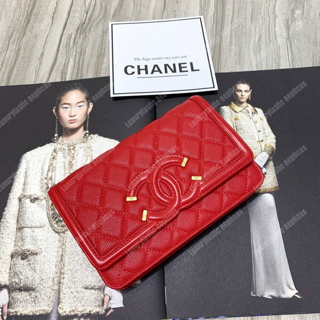 Ch*el wallet on chain – woc cc filigree red grained calfskin