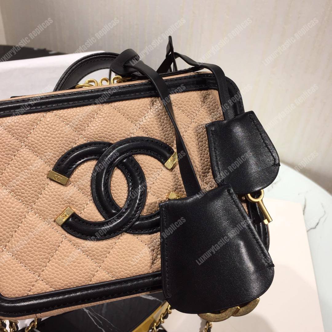 Ch*el small vanity case beige