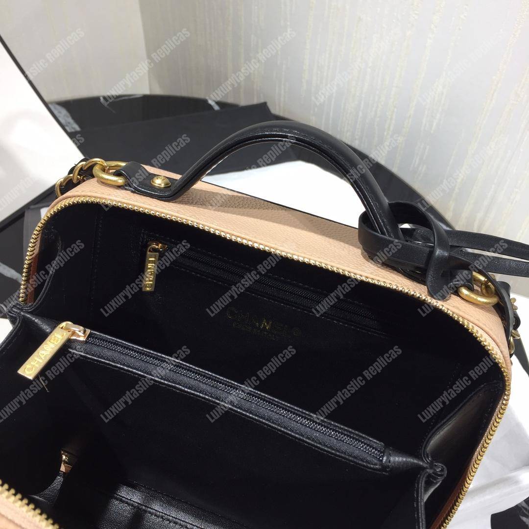 Ch*el medium vanity case beige