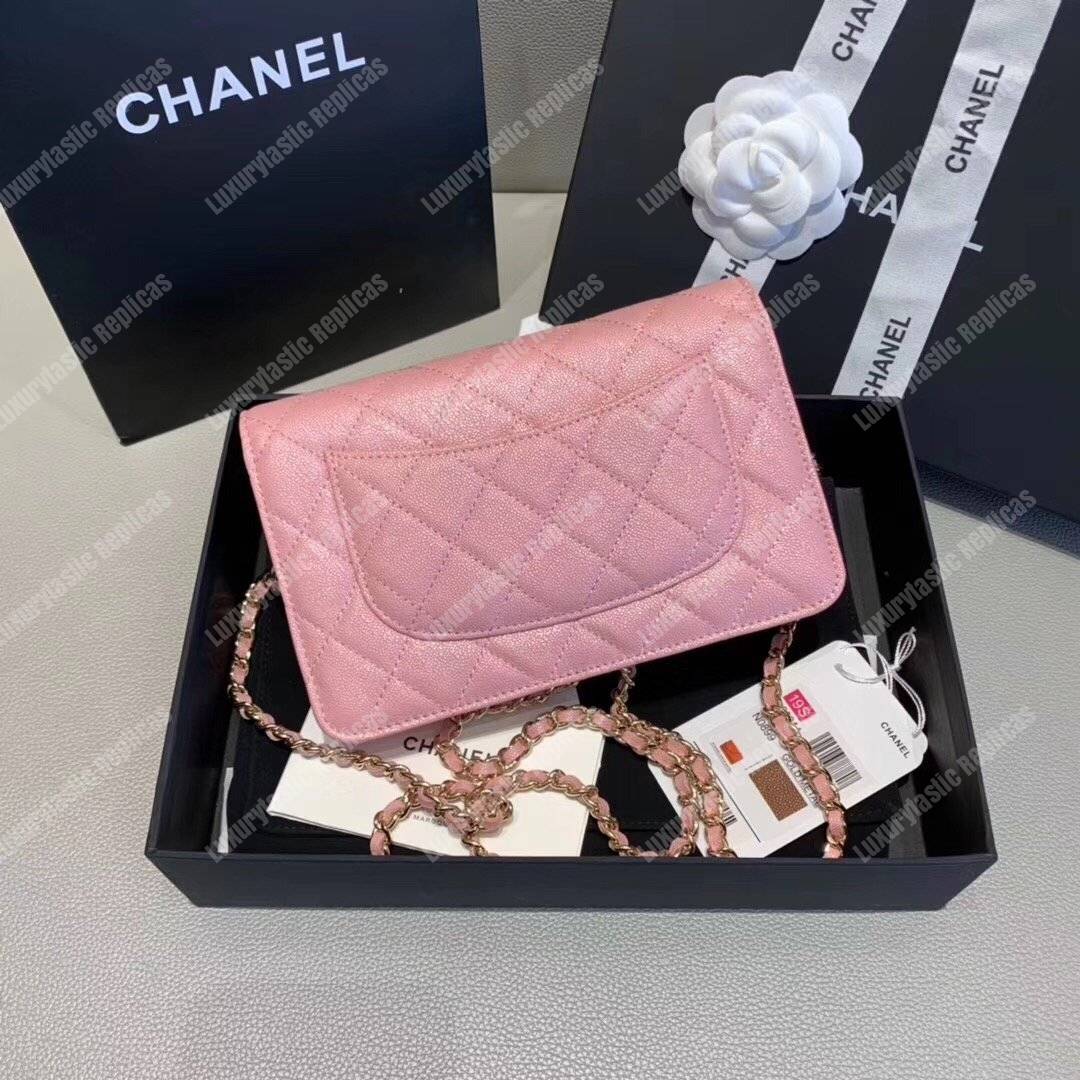 Ch*el wallet on chain – woc classic caviar gold-toned metal pink