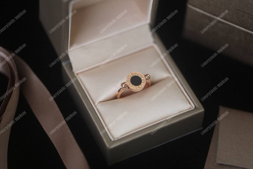 B*l*ai B*l*ai ring black