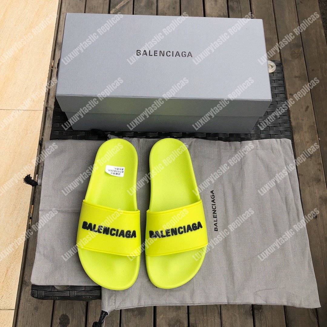 Ba*len*cia*ga pool slide sandal lime
