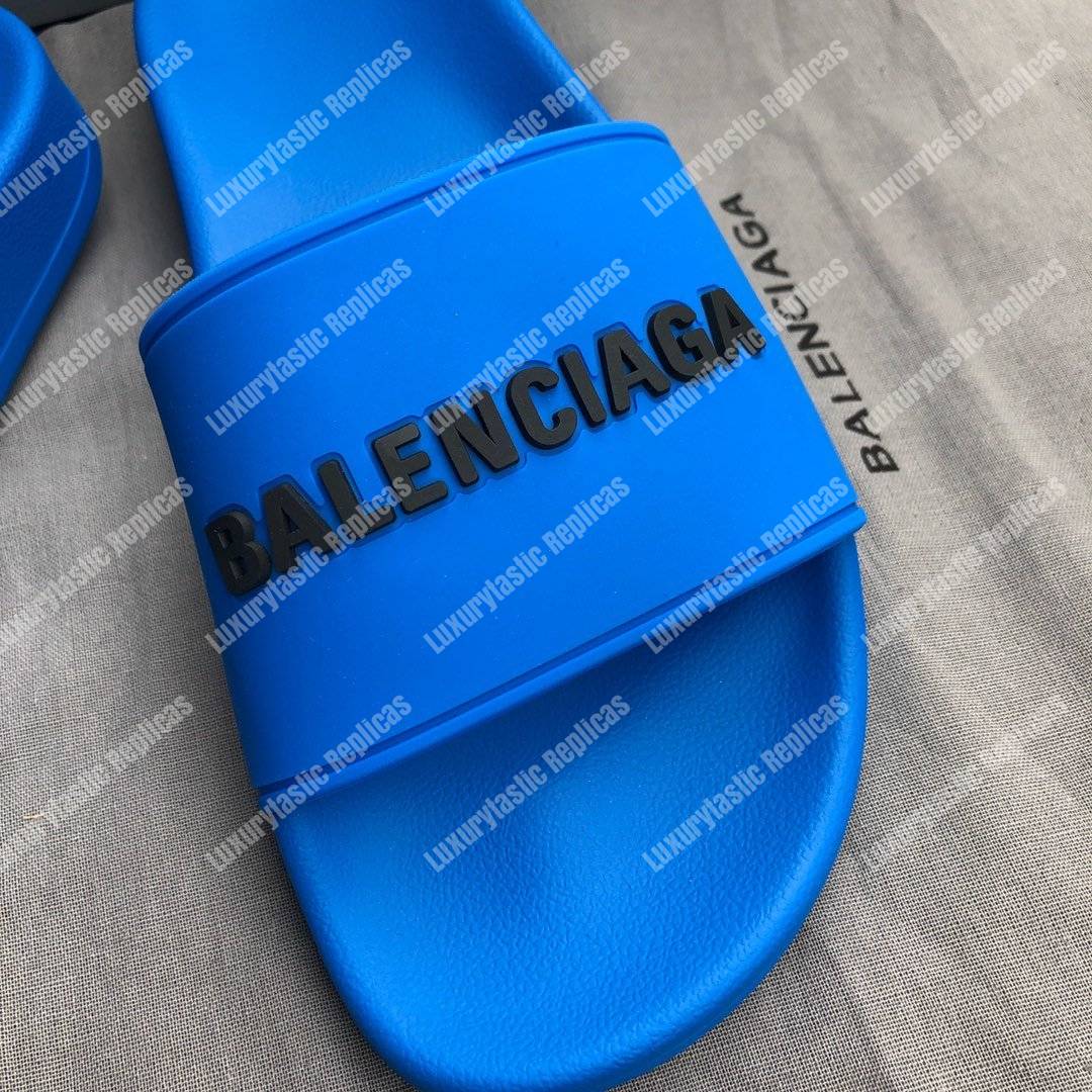 Ba*len*cia*ga pool slide sandal blue/black