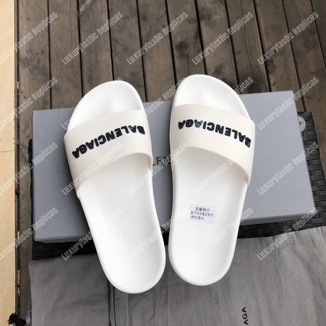 Ba*len*cia*ga pool slide sandal white/ black