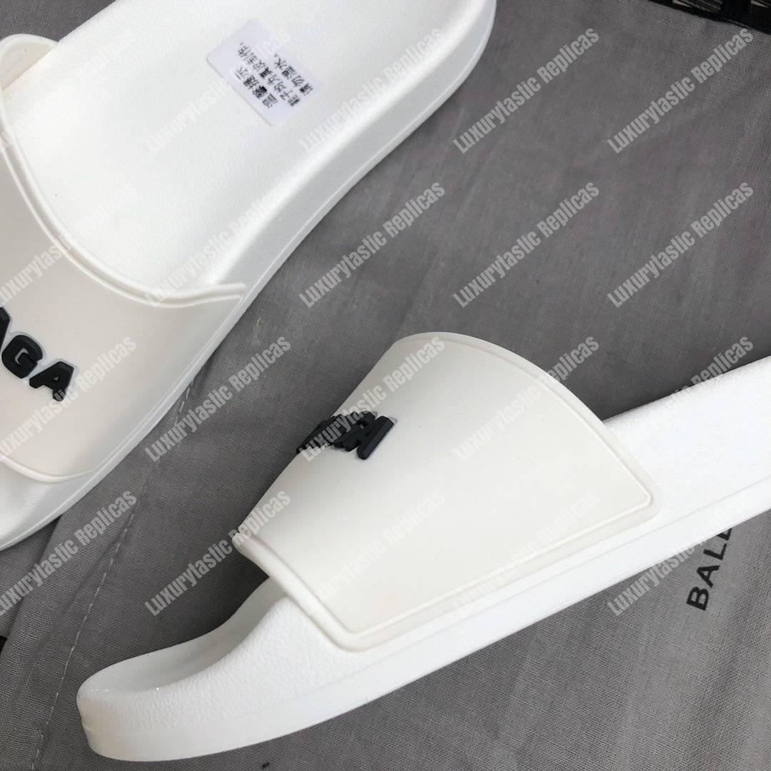 Ba*len*cia*ga pool slide sandal white/ black
