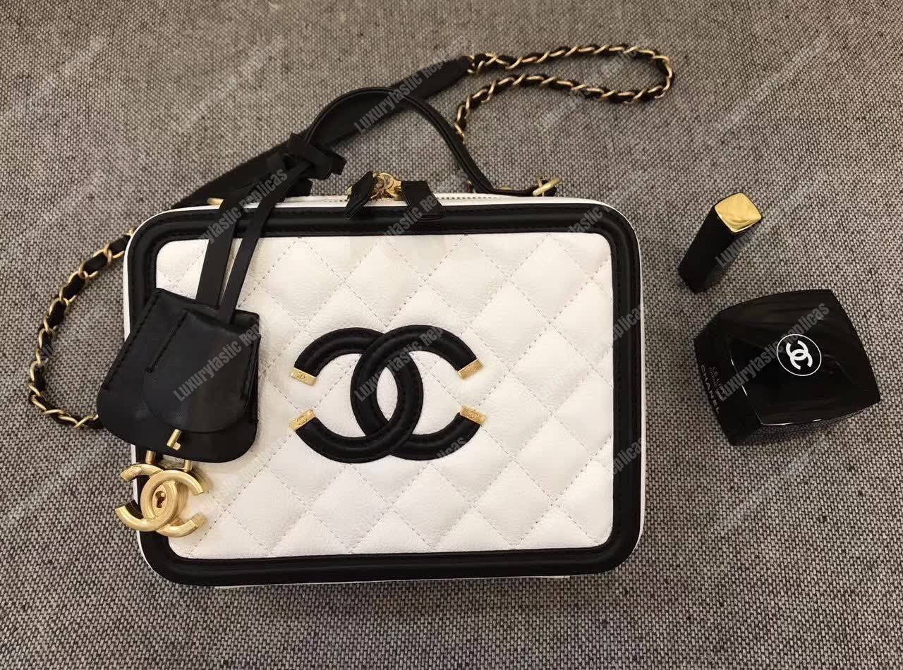 Ch*el vanity case white
