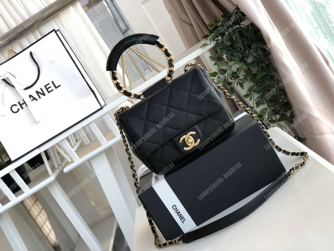 Ch*el small flap bag lambskin black
