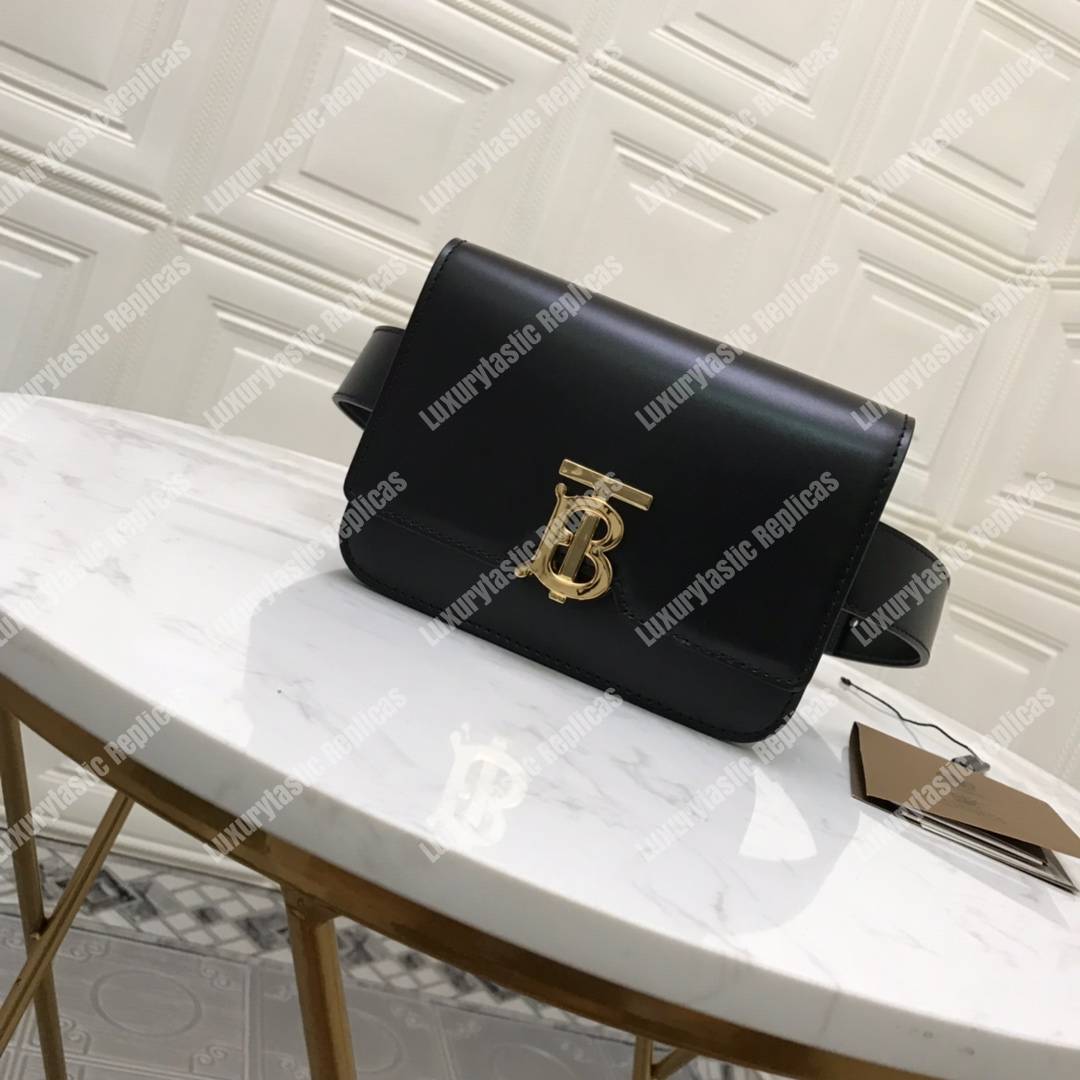 B**rry belted leather tb bag black