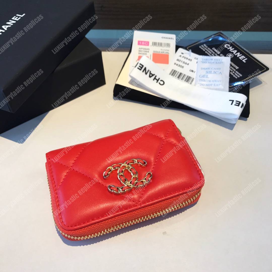 Ch*el 19 zipped coin purse red