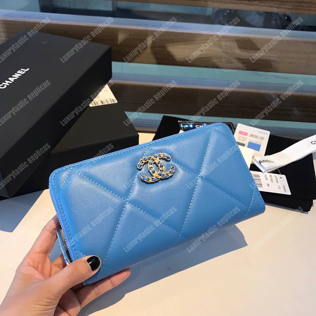 Ch*el 19 long zipped wallet sky blue