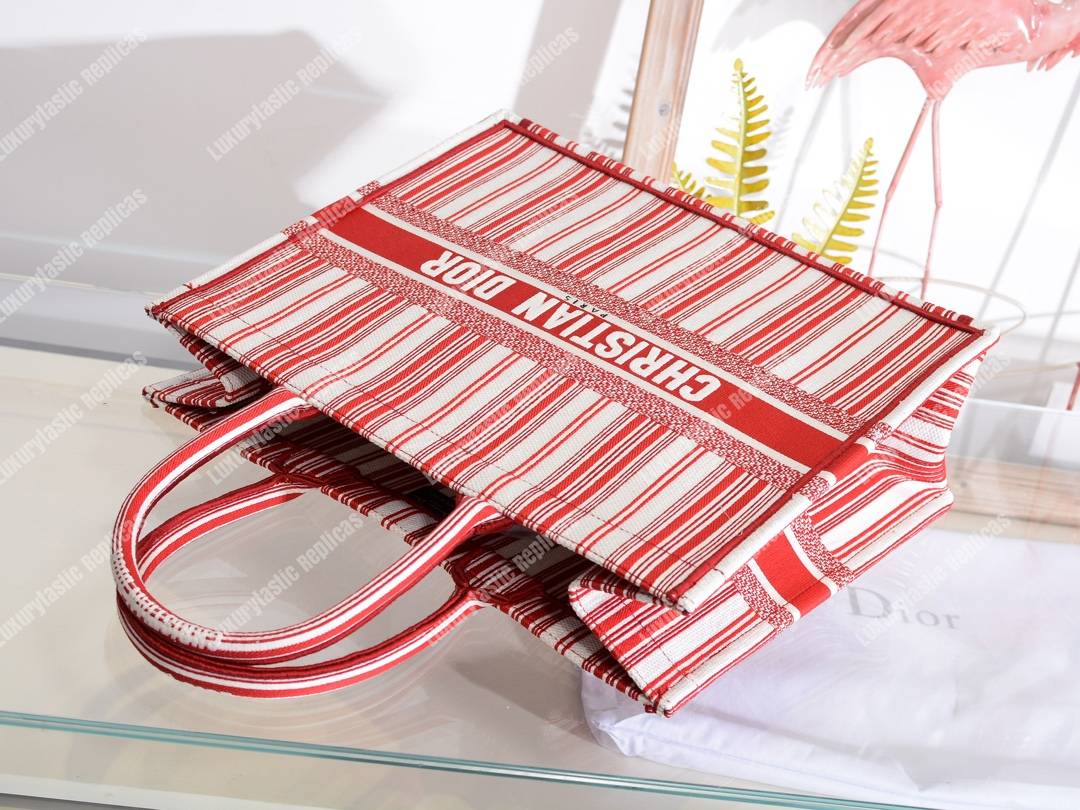 D*or book tote bag marbella exclusive red
