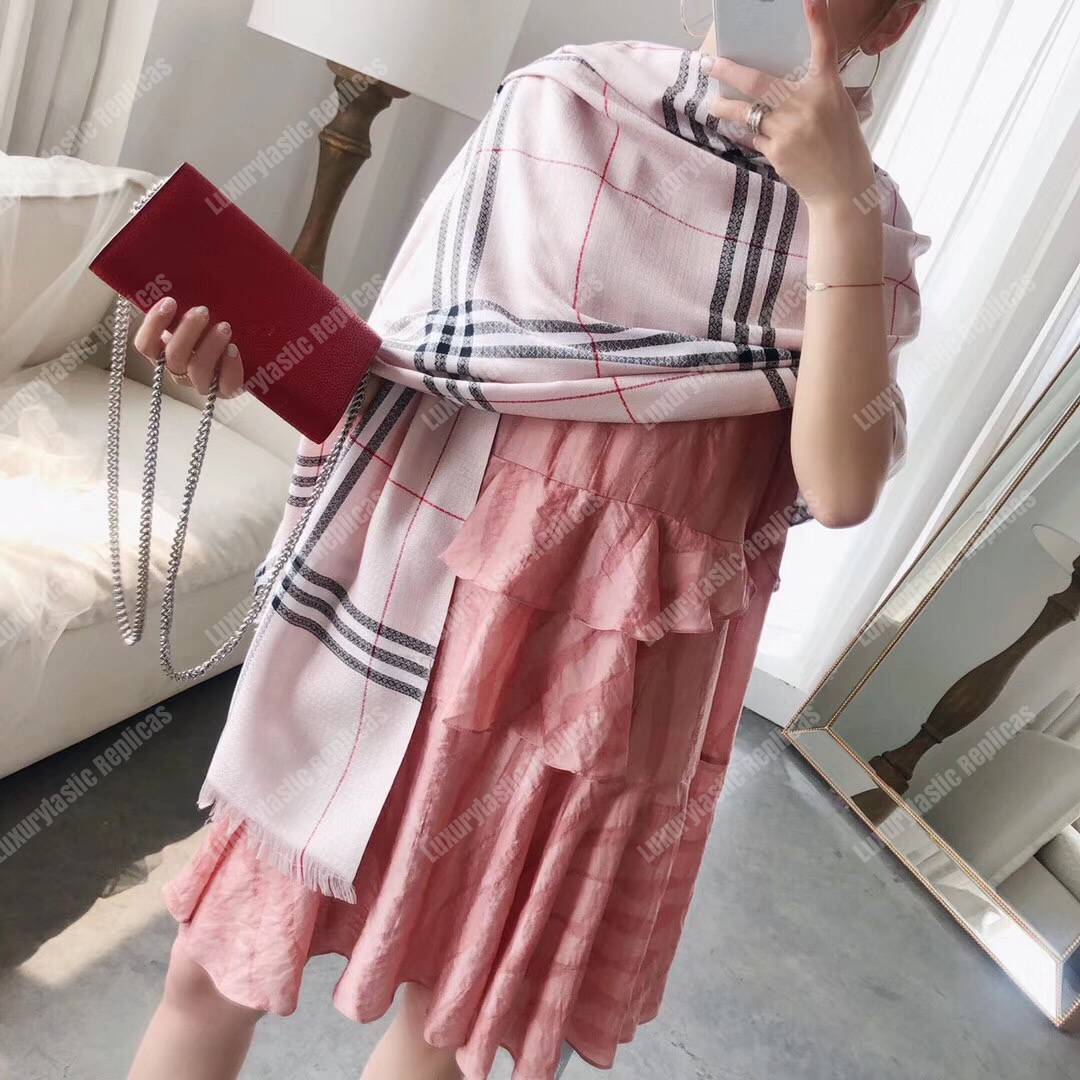 B**rry check cashmere scarf pink