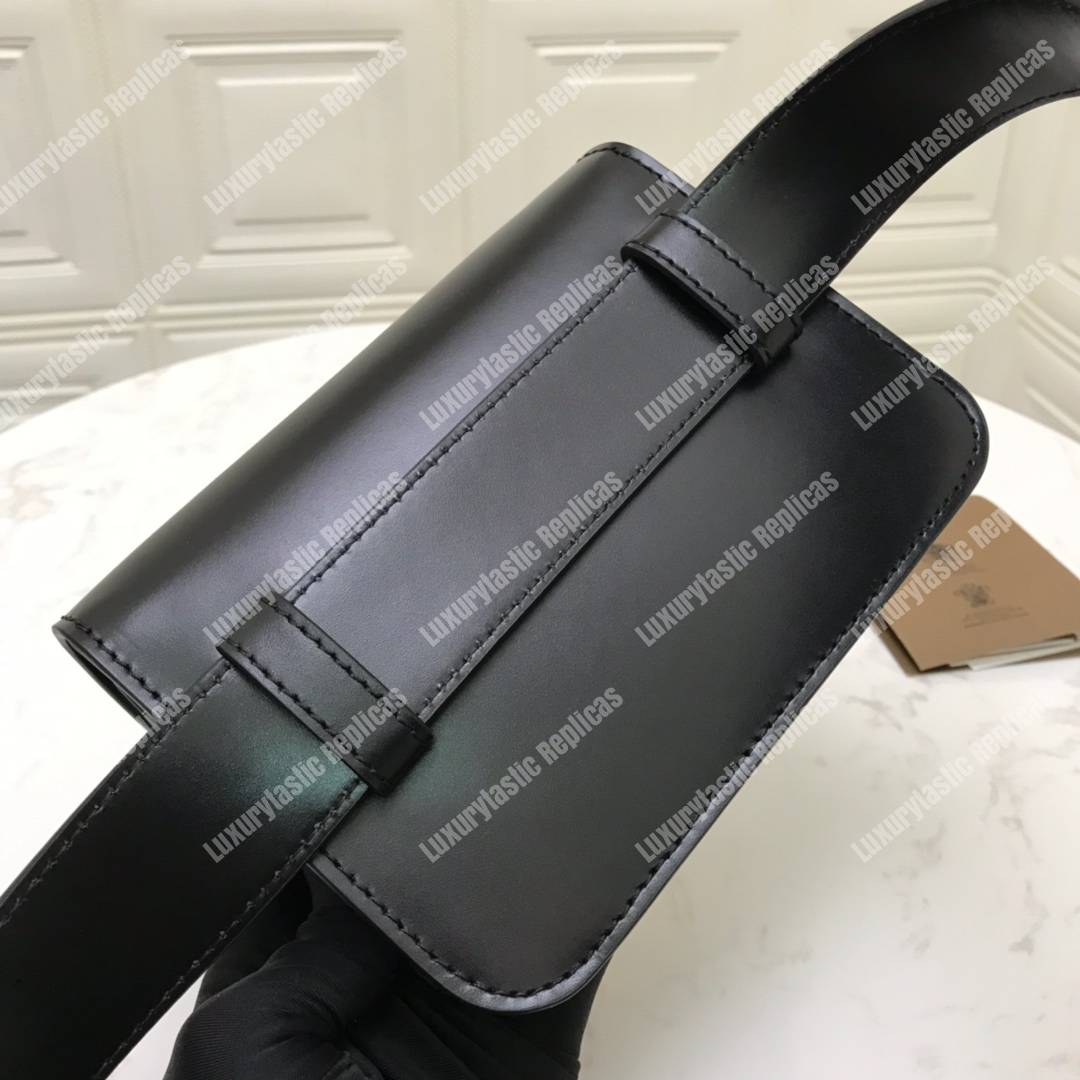 B**rry belted leather tb bag black