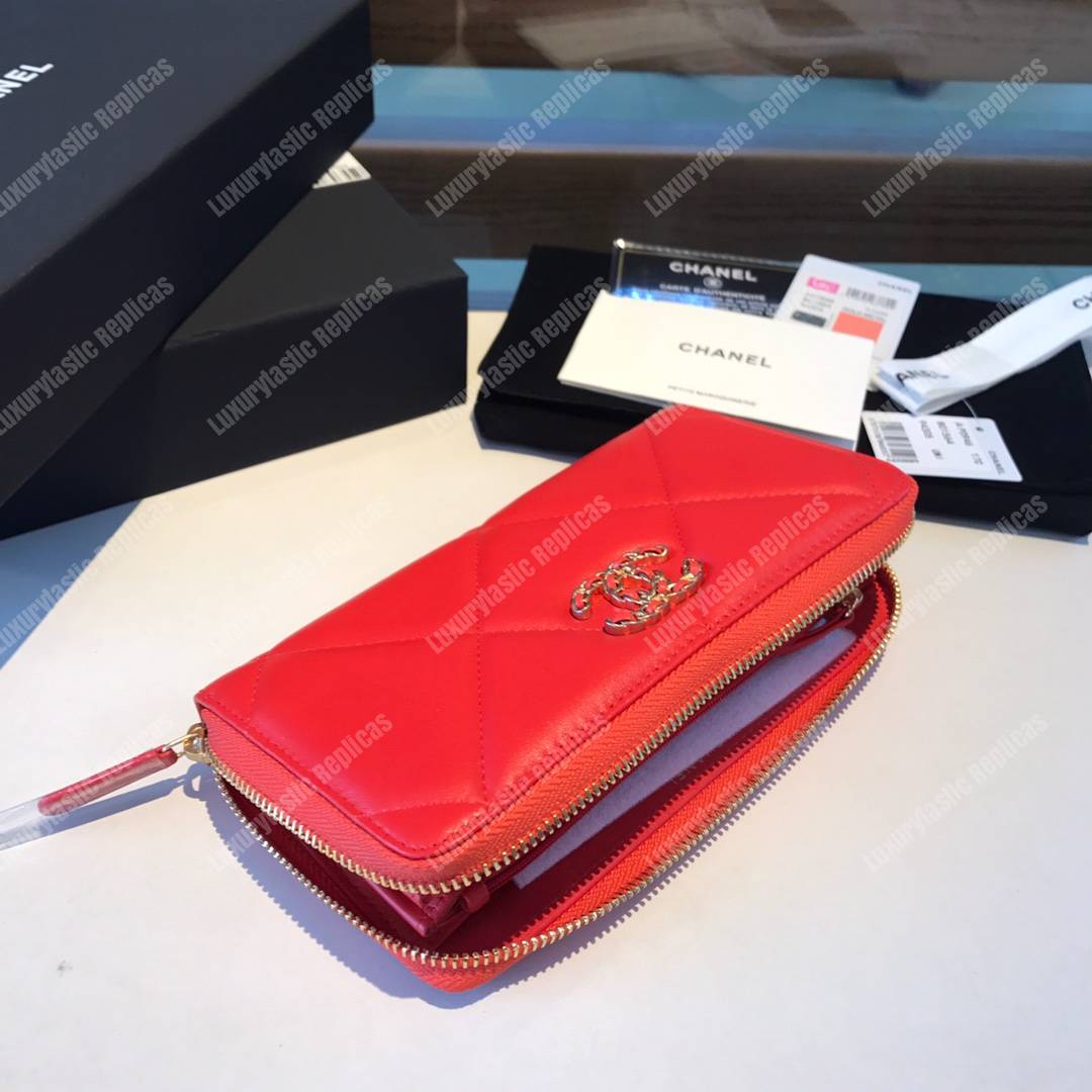 Ch*el 19 long zipped wallet red