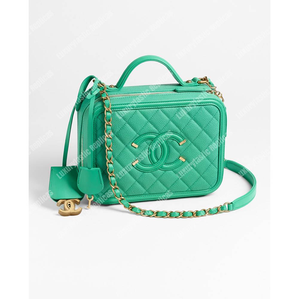 Ch*el medium vanity case green