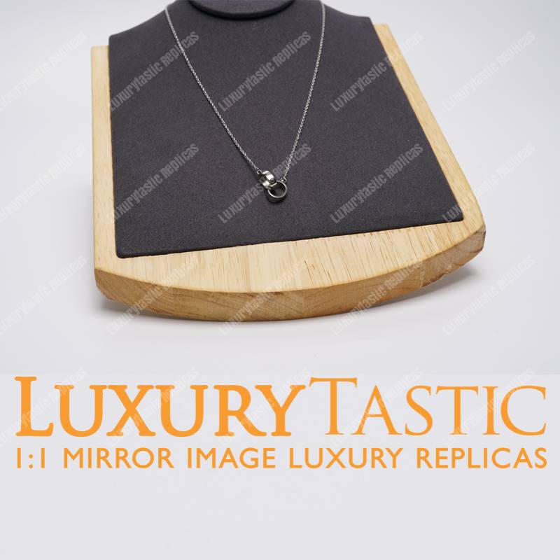 Cartier Love Necklace Replica