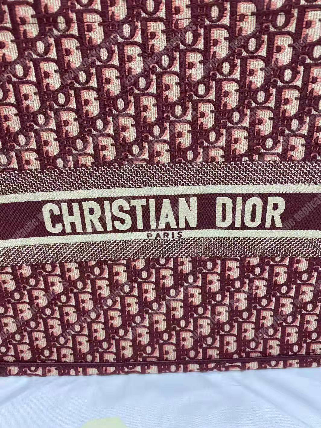 D*or book tote bag in embroidered canvas burgundy D*or oblique