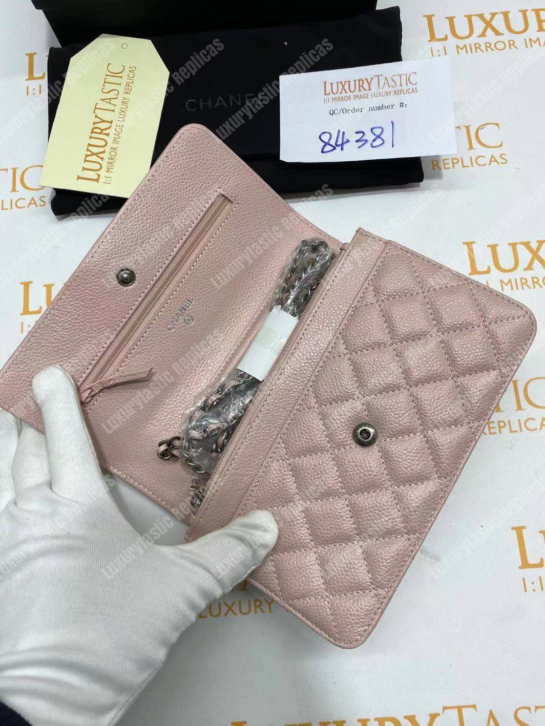 Ch*el le boy wallet on chain – woc light pink caviar silver-toned